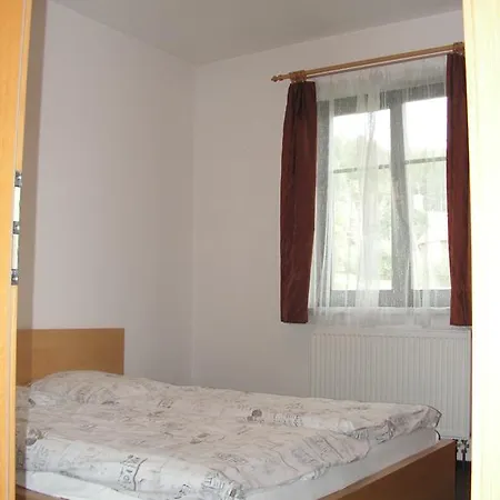 Appartement Palda - Rekreacni Stredisko Rovensko pod Troskami